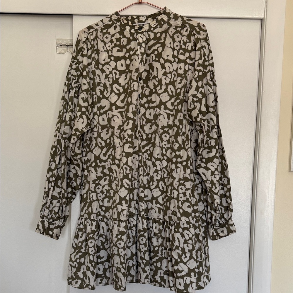 Elizabeth and James Dress